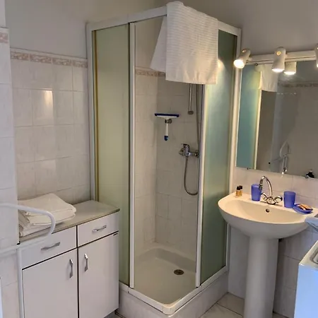 Plein Sud Yourhosthelper Apartment